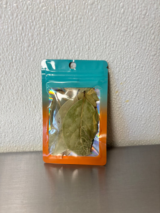 Fresh Bay Leaves .10 Ounces